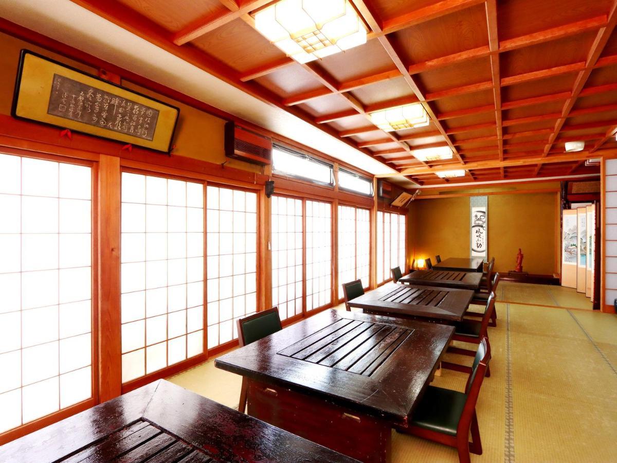 南砺 吉野家旅馆酒店 外观 照片